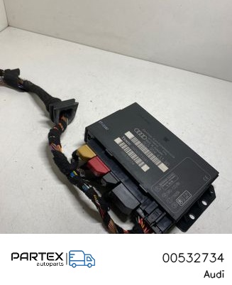 00532734 - Блок комфорту Audi A4 S4 B6 8E 8H 2002
