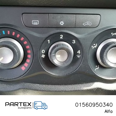 01560950340 - Панель клімат-контролю Alfa Romeo Mito 2011