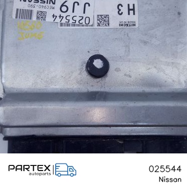 025544 - Блок керування двигуном Nissan Juke I F15 2014