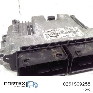 0261S09258 - Блок керування двигуном Ford Kuga II 2013