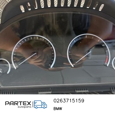 0263715159 - Спідометр панель приладів BMW X5 F15 2016