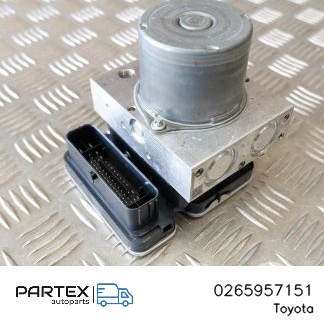 0265957151 - Блок керування ABS Toyota Yaris XP210 2020