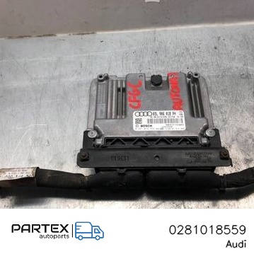0281018559 - Блок керування двигуном Audi Q3 8U 2013