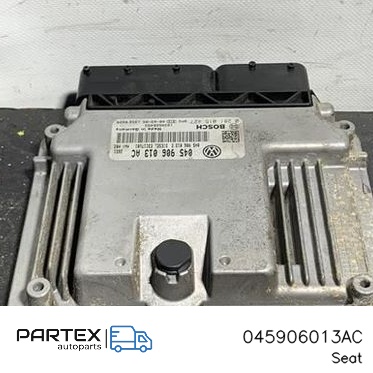 045906013AC - Блок керування двигуном ECU Seat Ibiza IV (6J
