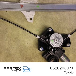 0620206071 Склопідйомник Toyota Yaris XP210 2022