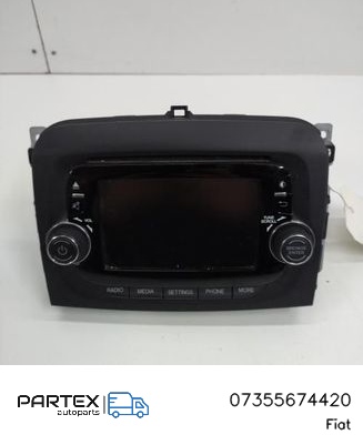 07355674420 - Панель радіо мультимедіа Fiat 500L 2013