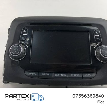 07356369840 - Панель радіо мультимедіа Fiat 500L 2014