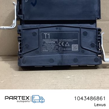 1043486861 - Блок керування телефоном Lexus ES VII XZ10 2021