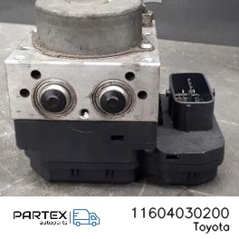 11604030200 Насос блок ABS Toyota iQ 2017