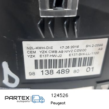 124526 - Спідометр панель приладів Peugeot 2008 II 2015