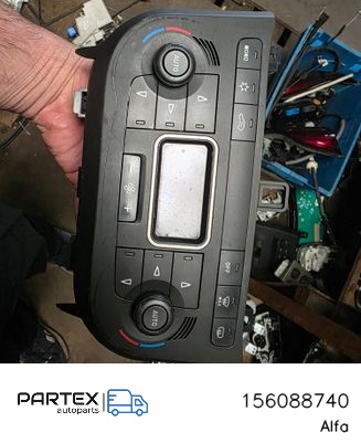 156088740 - Панель клімат-контролю Alfa Romeo Mito 2011