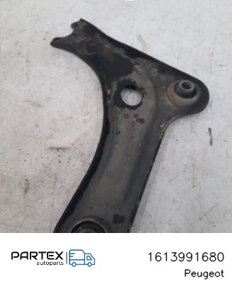 1613991680 - Передній важіль підвіски Peugeot 1007 2008