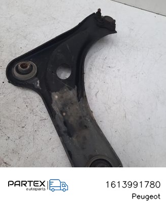 1613991780 - Передній важіль підвіски Peugeot 1007 2008