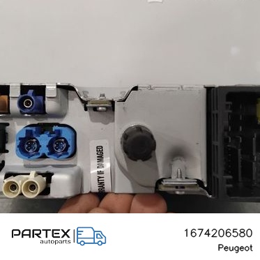 1674206580 - Панель радіо мультимедіа Peugeot 2008 II 2021