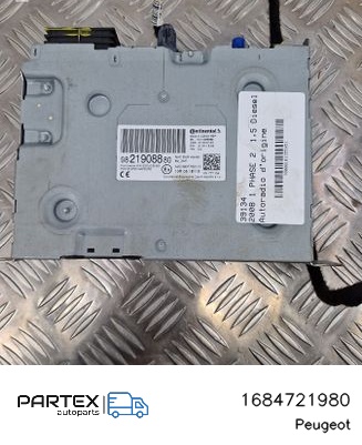1684721980 - Панель радіо мультимедіа Peugeot 2008 I 2019