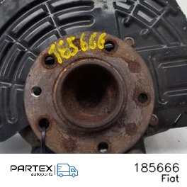 185666 - Поворотний кулак заднього колеса Fiat 500X 2015