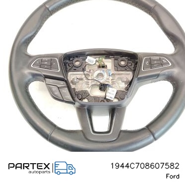 1944C708607582 - Кермо руль Ford Kuga II 2018