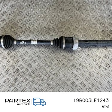 19B003LE1243 Піввісь передня Mini Cooper Countryman F60 2019