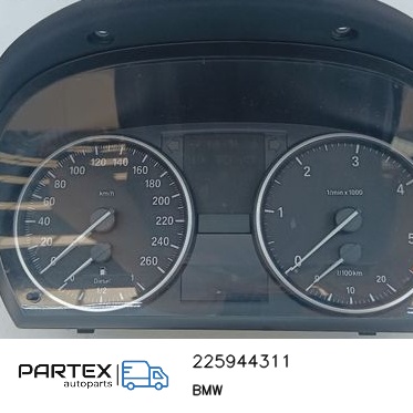 225944311 - Спідометр панель приладів BMW X1 E84 2013