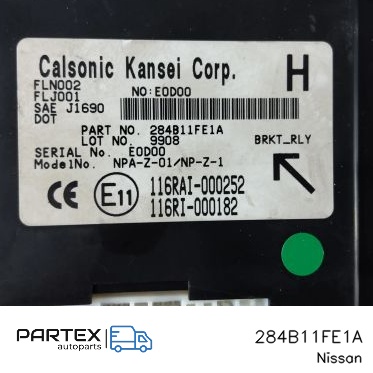 284B11FE1A - Блок комфорту Nissan Cube Z12 2010