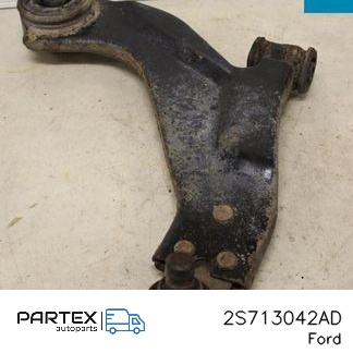 2S713042AD - Нижній передній важіль Ford Mondeo Mk III 2003