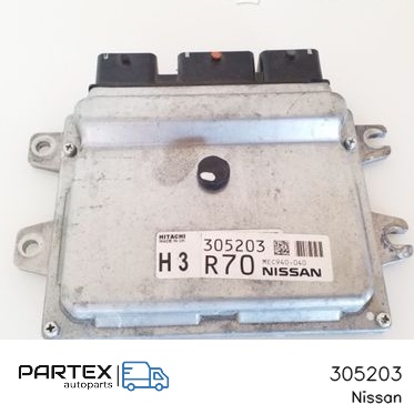 305203 - Блок керування двигуном Nissan Juke I F15 2012