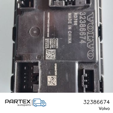 32386674 - Блок керування фаркопом Volvo XC60 2022