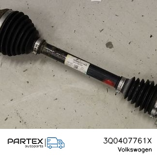 3Q0407761X Піввісь передня Volkswagen Touran III 2018