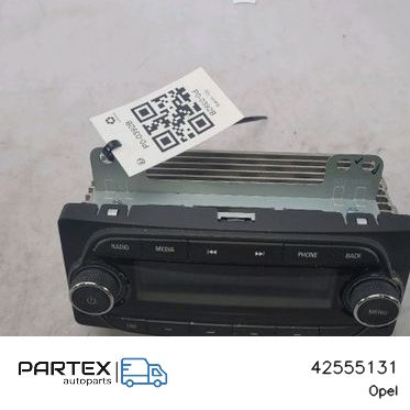 42555131 - Панель радіо мультимедіа Opel Astra K 2017