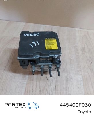 445400F030 - Блок керування ABS Toyota Verso 2010