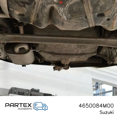 4650084M00 - Балка задньої осі Suzuki Celerio 2016