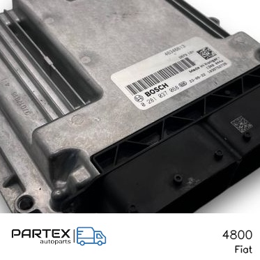 4800 - Блок керування двигуном ECU Fiat 500X 2015