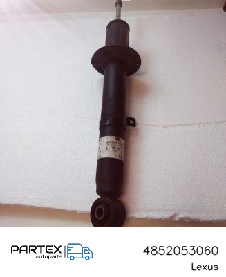 4852053060 - Передній амортизатор Lexus IS III XE30 2013