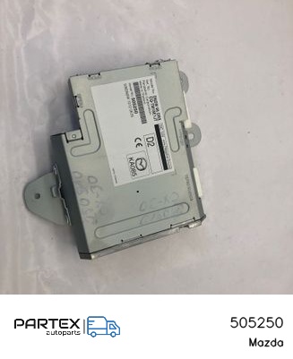 505250 - Панель радіо мультимедіа Mazda CX-3 2018