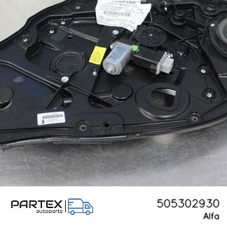 505302930 Склопідйомник Alfa Romeo Giulietta 2017
