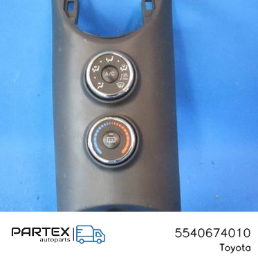 5540674010 - Панель клімат-контролю Toyota iQ 2010