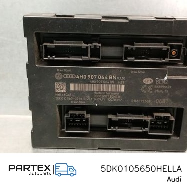 5DK0105650HELLA - Блок комфорту Audi A6 C7 2011