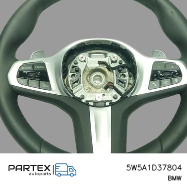 5W5A1D37804 - Кермо руль BMW X6 M 2024