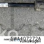 5WA407272A Піввісь передня Volkswagen Golf VIII 2021