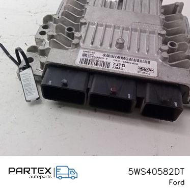 5WS40582DT - Блок керування двигуном ECU Ford C-MAX I 2007