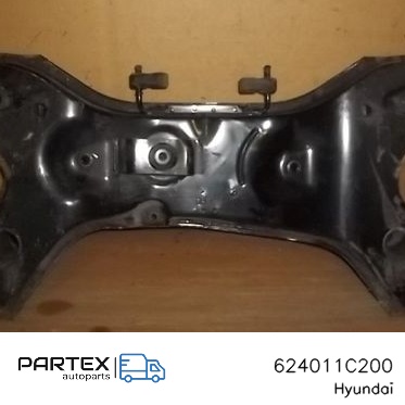 624011C200 - Передня підрамна рама Hyundai Getz 2004