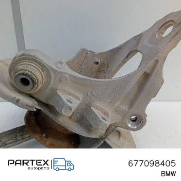 677098405 - Поворотний кулак заднього колеса BMW X5 F15 2013