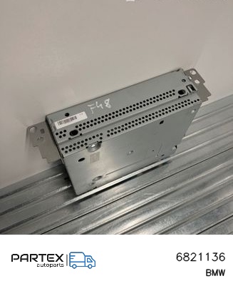 6821136 - Панель радіо мультимедіа BMW X1 F48 F49 2016