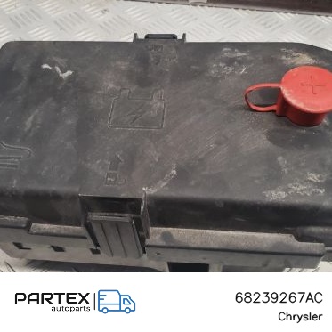 68239267AC Блок запобіжників Chrysler Pacifica 2018
