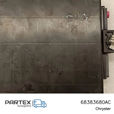 68383680AC - Блок комфорту Chrysler Pacifica 2018