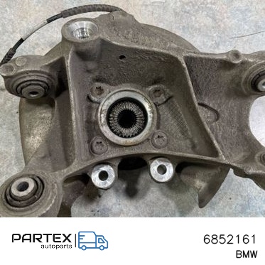 6852161 - Поворотний кулак заднього колеса BMW i3 2021