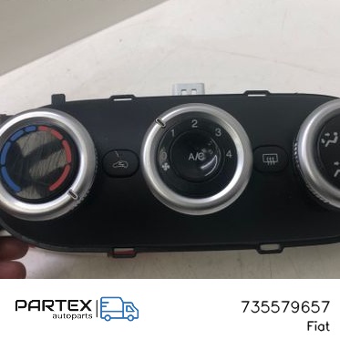 735579657 - Панель клімат-контролю Fiat 500L 2013