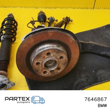 7646867 - Поворотний кулак заднього колеса BMW X1 F48 F49 2018
