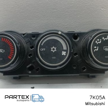 7K05A - Панель клімат-контролю Mitsubishi Lancer VIII 2008