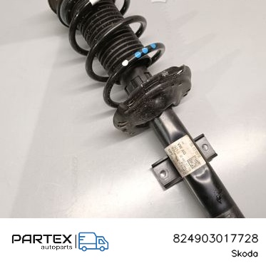 824903017728 Амортизатор передній Skoda Kamiq 2022